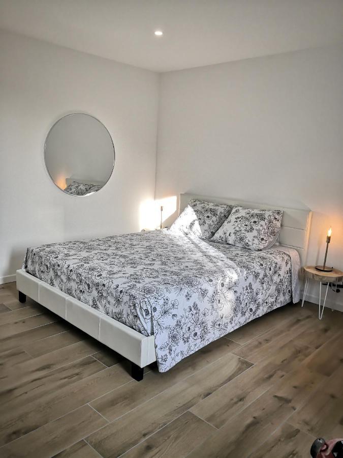 Studio Moderne, Place Parking Prive, Emplacement Ideal A 100 M Du Lac. Annecy Exterior photo
