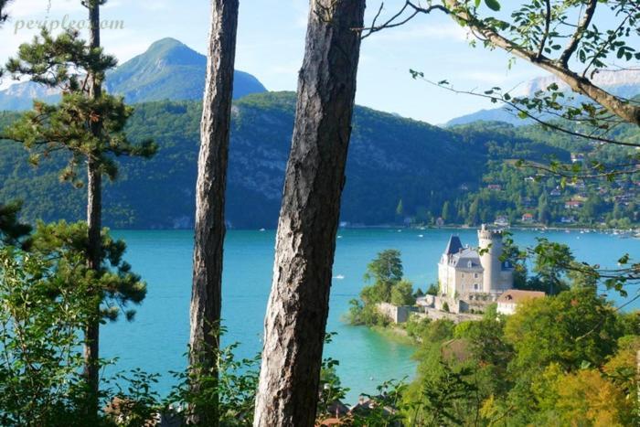 Studio Moderne, Place Parking Prive, Emplacement Ideal A 100 M Du Lac. Annecy Exterior photo