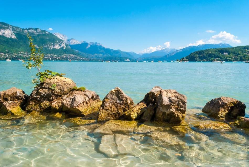 Studio Moderne, Place Parking Prive, Emplacement Ideal A 100 M Du Lac. Annecy Exterior photo